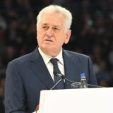 Tomislav Nikolić na mitingu SNS-a: Izbori nisu odlazak u kladionicu, popravnog nema 20