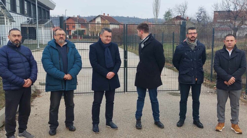 Ujedinjena opozicija Zaječara zahteva da se hala u Kotlujevcu otvori 1