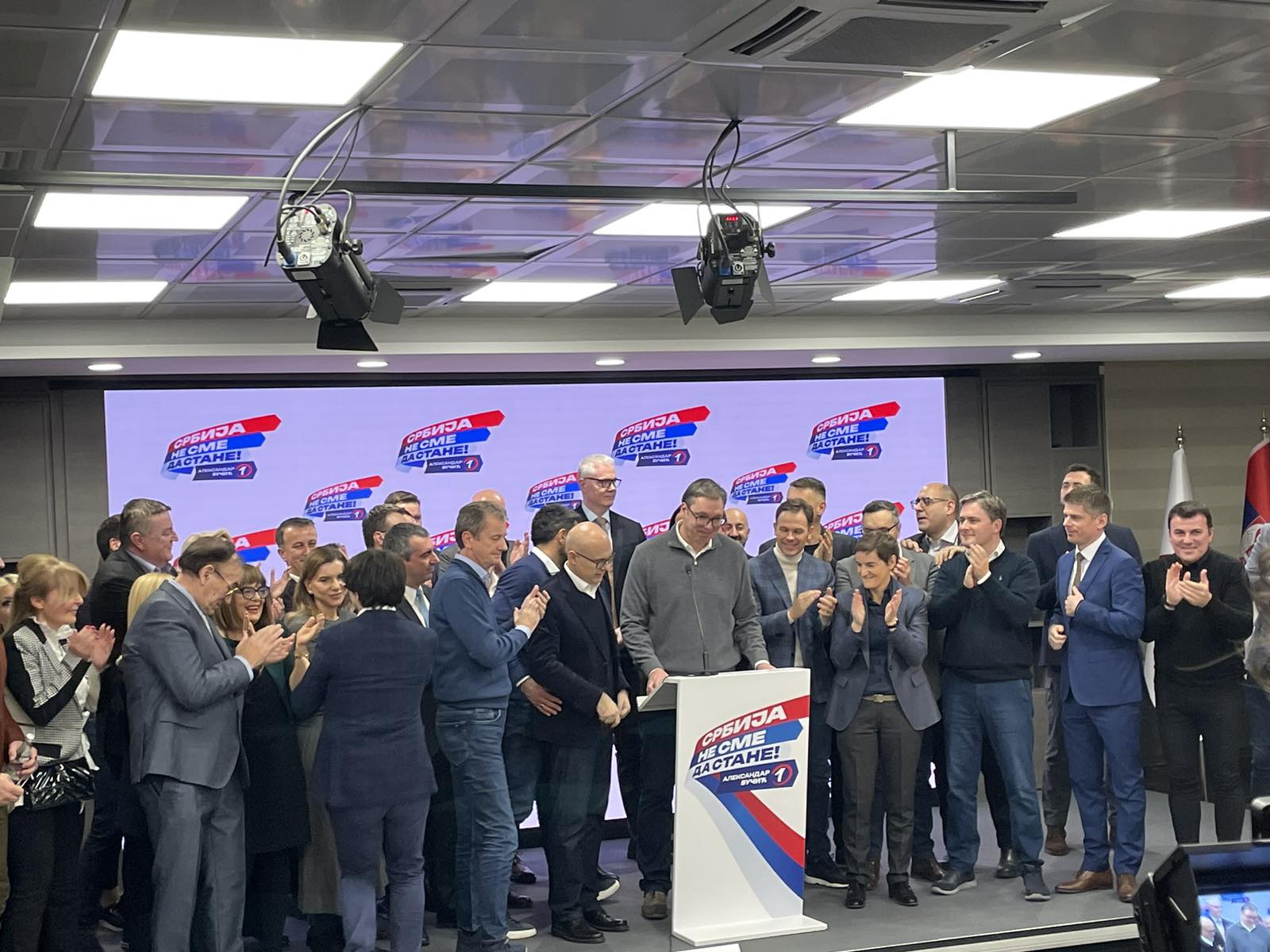 IZBORI Vučić proglasio pobedu, Miroslav Aleksić kaže da nema govora da je SNS pobedila u Beogradu, Nestorović najveće iznenađenje (FOTO, VIDEO) 2
