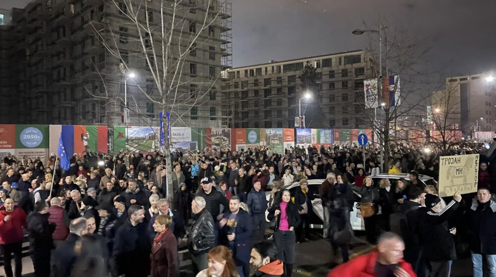 "Rusija polazi od jedne činjenice i neće im uspeti": Ruski mediji o večerašnjem protestu u Beogradu 1