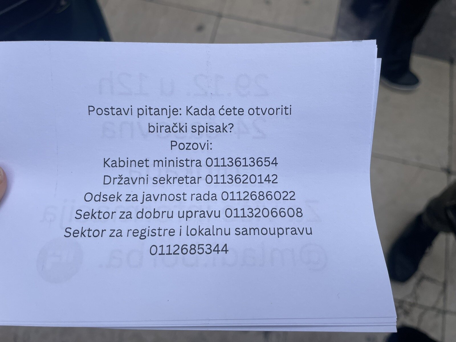 Mladi aktivisti izveli niz protestnih akcija u Beogradu: Najavljena blokada saobraćaja za petak u trajanju od 24 časa (VIDEO, FOTO) 8