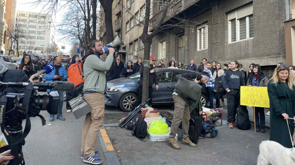 Student Nikola Ristić: Veče na blokadi proteklo mirno, uz jedan manji incident 1