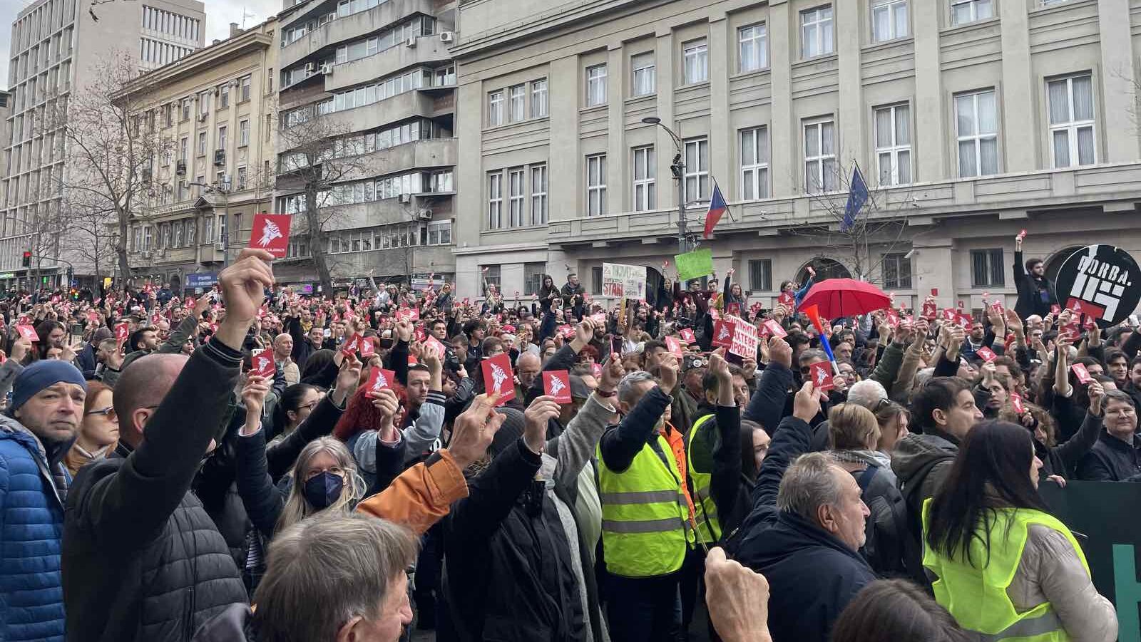 opozicija protest ustavni sud