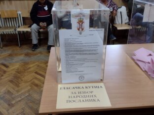 IZBORI Vučić proglasio pobedu, Miroslav Aleksić kaže da nema govora da je SNS pobedila u Beogradu, Nestorović najveće iznenađenje (FOTO, VIDEO) 39