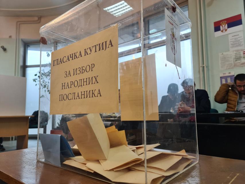 "Plaćanje glasova, ’bugarski voz‘, vaspitačice koje pozivaju na glasanje za SNS": "Srbija protiv nasilja" tvrdi da je vlast spremna da na svaki način "odbrani" najveću nišku opštinu 2