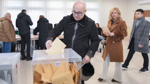 IZBORI Vučić proglasio pobedu, Miroslav Aleksić kaže da nema govora da je SNS pobedila u Beogradu, Nestorović najveće iznenađenje (FOTO, VIDEO) 32