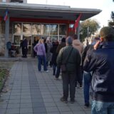 Šta ako u 20 časova i dalje čekate u redu za glasanje? 3