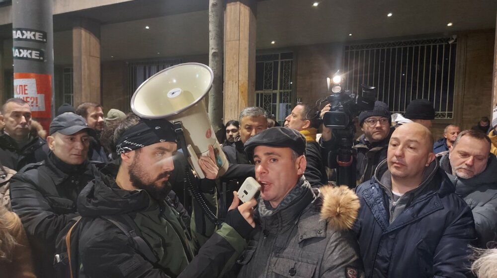 "Ne možete očekivati od lopova da sam sebe uhapsi": Aleksić pozvao građane na protest u nedelju 1