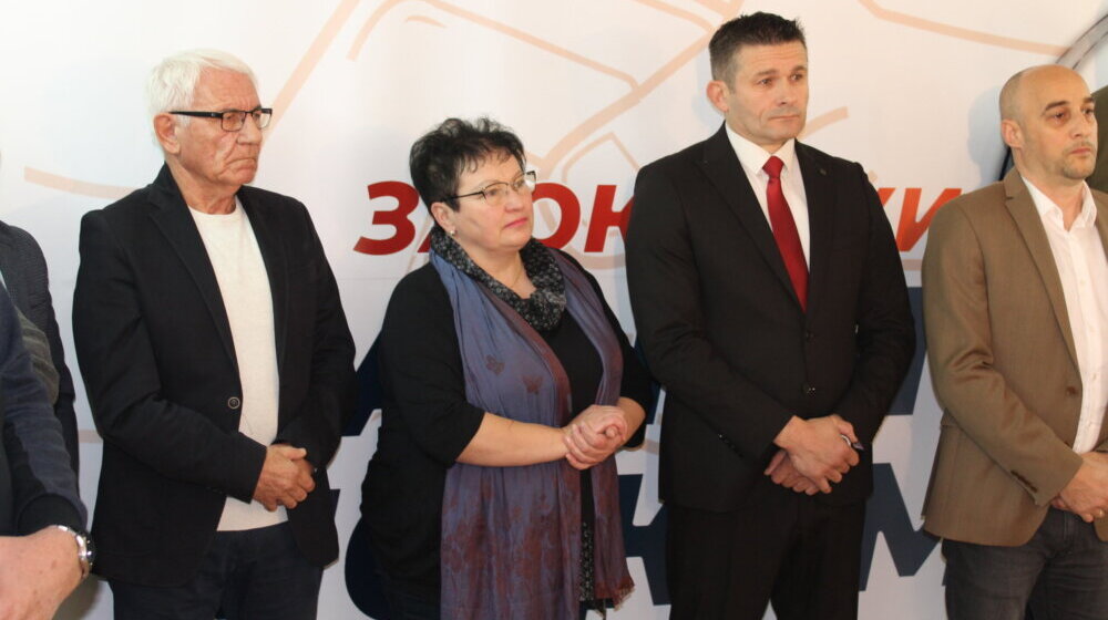 Da SNS pošaljemo u istoriju a Kragujevac ponovo dobije normalnu vlast: Opozicione liste ponudile SPS-u mesto gradonačelnika i koaliciju 1