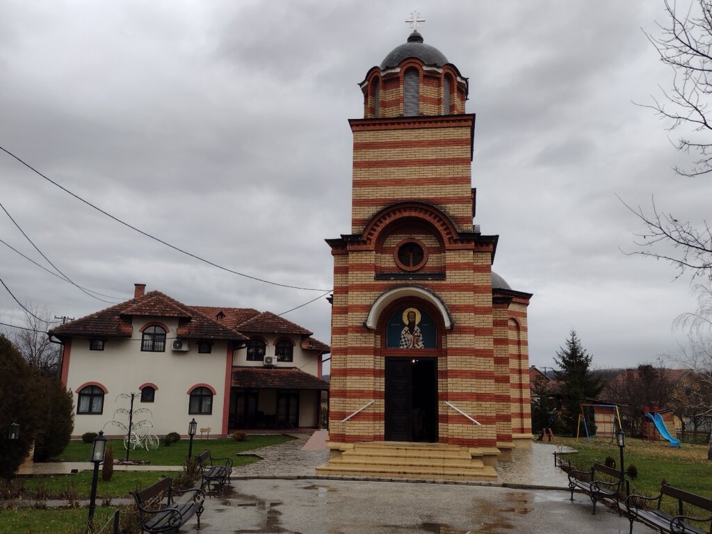 "Čim se pomene crkva, svi pomisle da je to o-ruk": Udruženje Sveti Vasilije Veliki iz Kragujevca - pionirski poduhvat u SPC 6