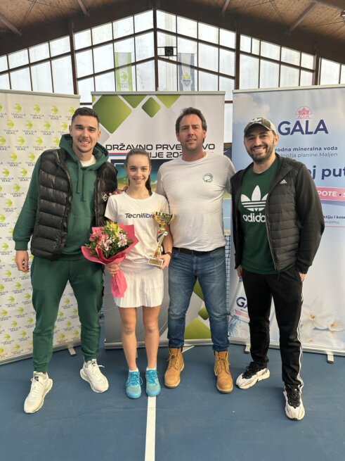 Kragujevačka teniserka Ena Ilić na najjačem juniorskom svetskom turniru u francuskom Tarbu 7