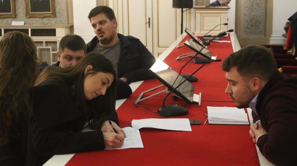 Koliko bi po Vučiću, imala studentska lista, da je data u istraživanju? 1