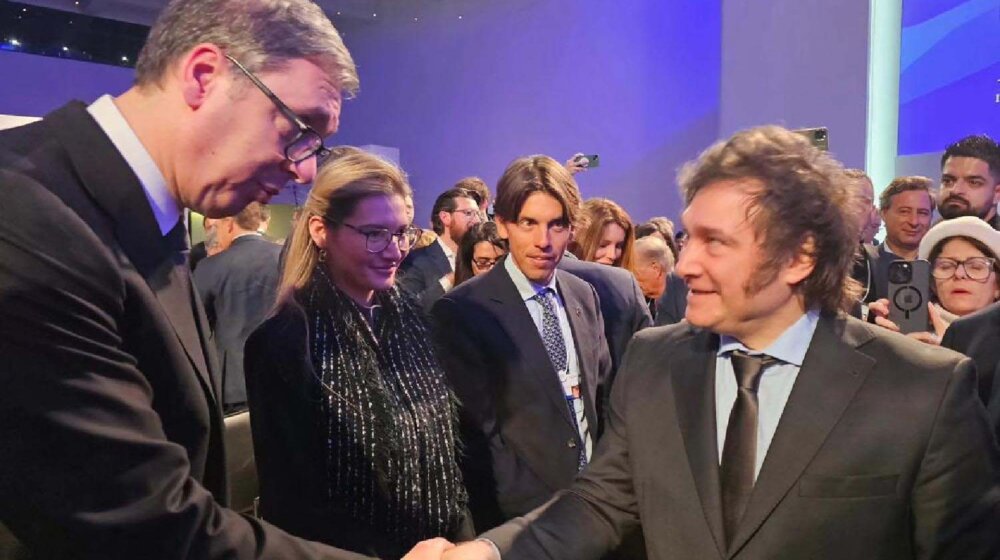 U Argentini danas parlamentarni izbori na polovini mandata predsednika Mileija 1