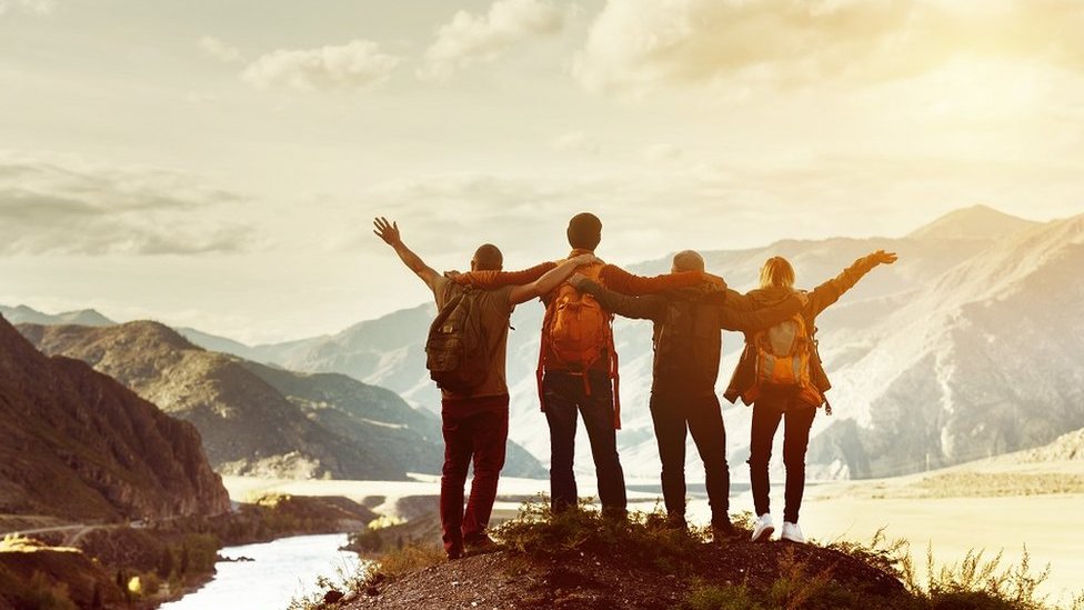 Četvoro ljudi na planini