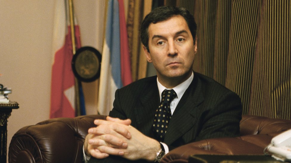 Crna Gora: Kako su Milo i Momo došli na vlast u antibirokratskoj revoluciji 1 Podgorica, 1997.