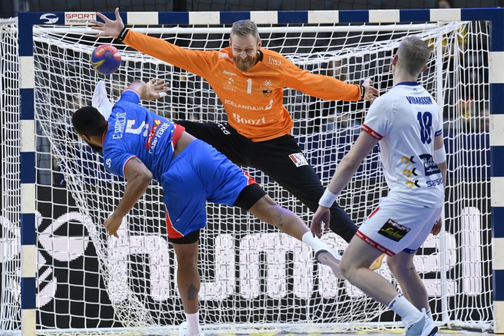 Rukometaši Srbije na Evropskom prvenstvu kreću od najtežeg protivnika: Najveća opasnost rukometni Maradona, a gol čuva budući kandidat za predsednika Islanda 2