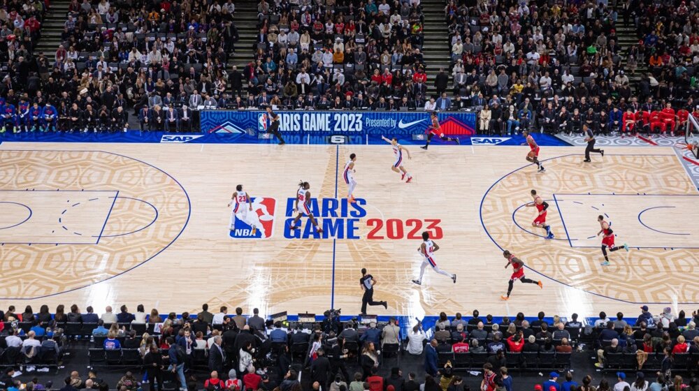 Pariz u susret Olimpijskim igrama otvorio vrata za NBA, 33 godine posle prvog gosta otuda: Lejkersi 1991. sa Medžikom i Divcem, s kojim Perasović nije hteo ni da se pozdravi 1