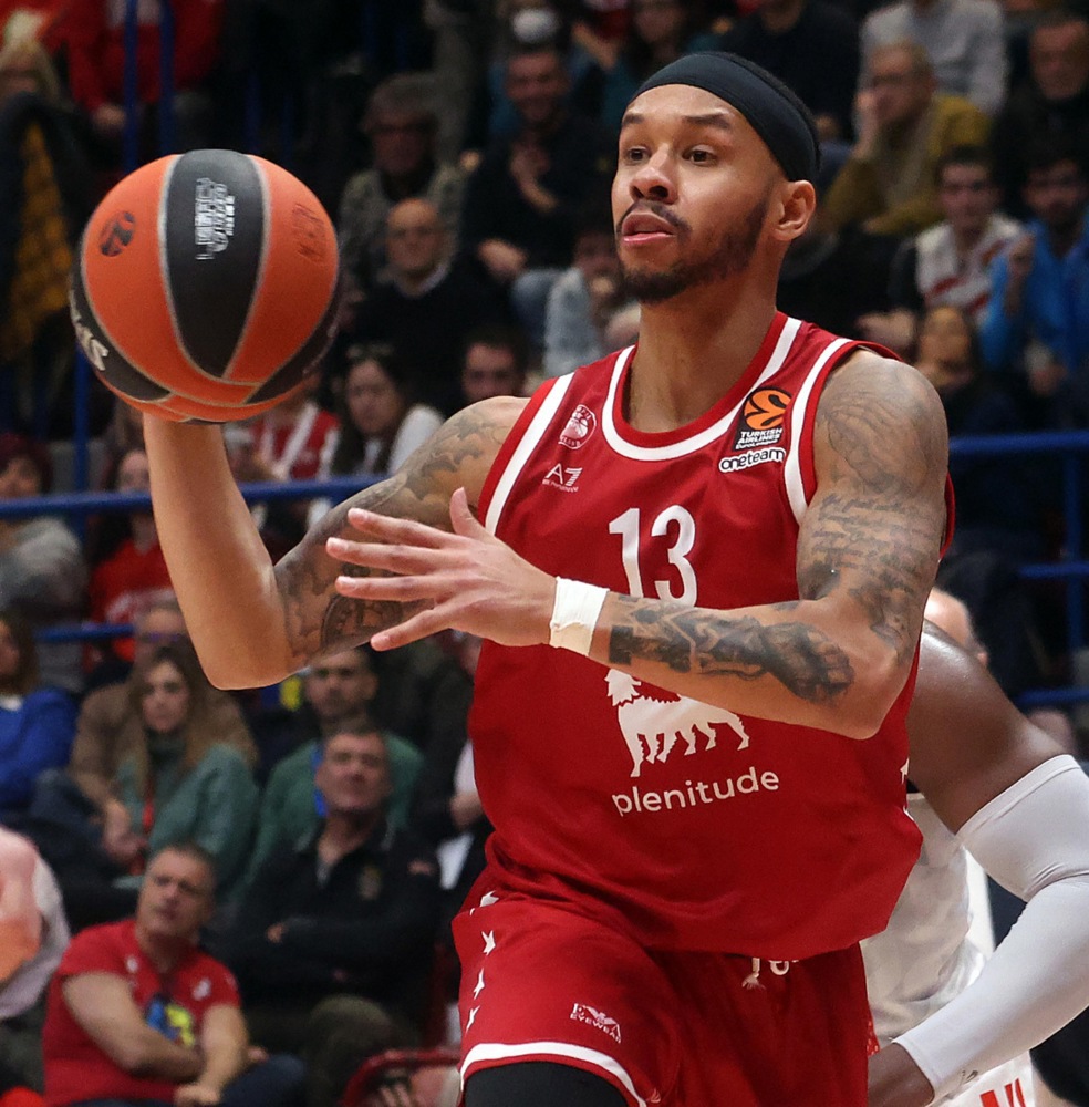 crvena zvezda Kad bi Crvena zvezda češće imala libreto kao što je u milanskoj košarkaškoj "Skali": Gedraitis i Hanga tenorski, Lazić baritonski, Teodosić verdijevski 2