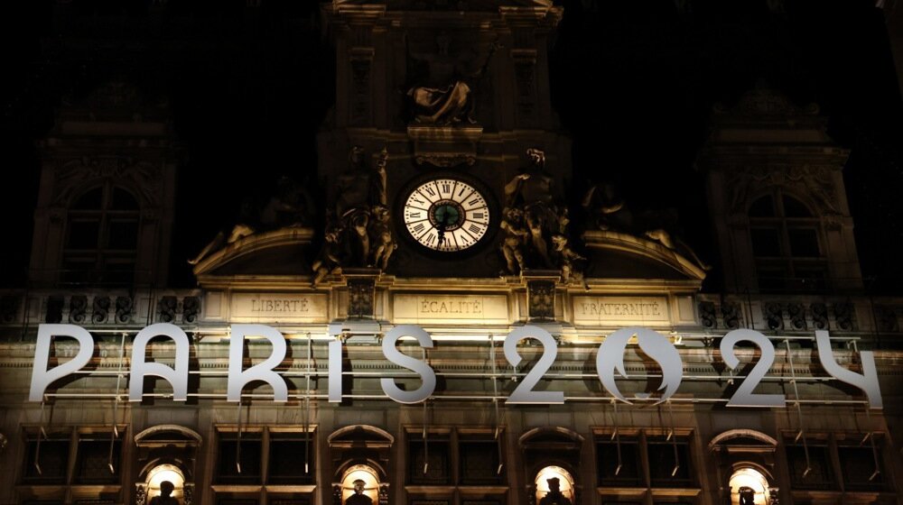 Igre Vučićeve III olimpijade: Kako se predsednik Srbije i kroz olimpijske igre drži gesla "brže, više, jače" u samopromociji, gađajući sentiment sportskog rodoljublja? 1