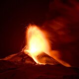 Nakon zemljotresa: Erupcija vulkana na Kamčatki posle više od 450 godina 1