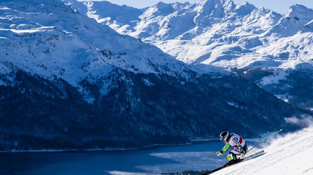 Pet skijaša poginulo u francuskim Alpima 1