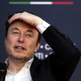 Šta je uzrok svađe Maska i Bajdena? 8