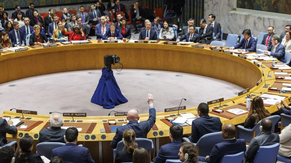 Šta se sve dešavalo u prepunoj dvorani UN i ko je sem Srbije bio protiv rezolucije o genocidu u Srebrenici? 12