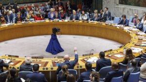 Šta se sve dešavalo u prepunoj dvorani UN i ko je sem Srbije bio protiv rezolucije o genocidu u Srebrenici?