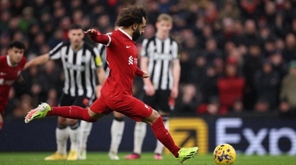 Liverpul drži čelo: Gorušica u prvom poluvremenu, a onda festival golova na Enfildu 1