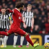 Liverpul drži čelo: Gorušica u prvom poluvremenu, a onda festival golova na Enfildu 12