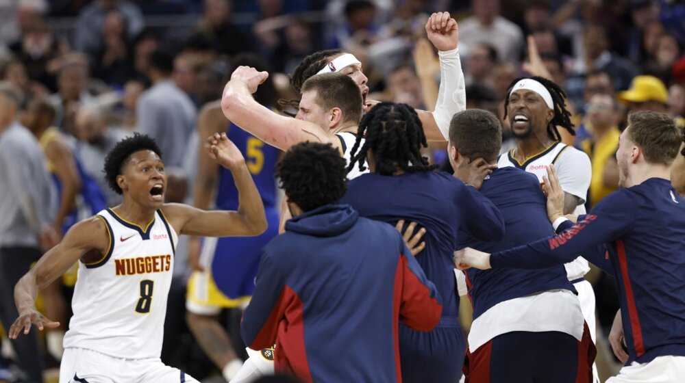 Car do duvara ima samo jedan izbor: Kako je Nikola Jokić obrazložio svoj "Golden gejt" od 12 metara za pobedu u San Francisku? 1