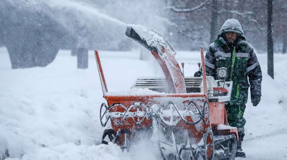 Jak sneg i ledena kiša poremetili saobraćaj u Skandinaviji i Nemačkoj 1