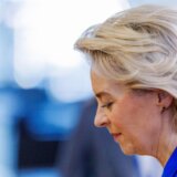 Može li neko da zaustavi Ursulu fon der Lajen? 6