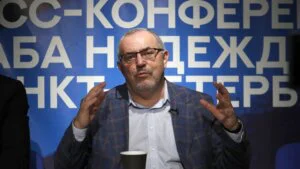 Ko je Boris Nadeždin, koga je policija optužila za prikazivanje "ekstremističkih" simbola, odnosno slike pokojnog Alekseja Navaljnog? 15 Ko je Boris Nadeždin, koga je policija optužila za prikazivanje "ekstremističkih" simbola, odnosno slike pokojnog Alekseja Navaljnog? 8