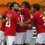 Fudbalski savez Egipta žrtvovao kravu za sreću na Kupu nacija, meso podeljeno siromašnima 7