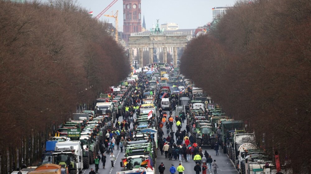Poljoprivrednici blokirali centar Berlina 1