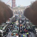 Poljoprivrednici blokirali centar Berlina 9