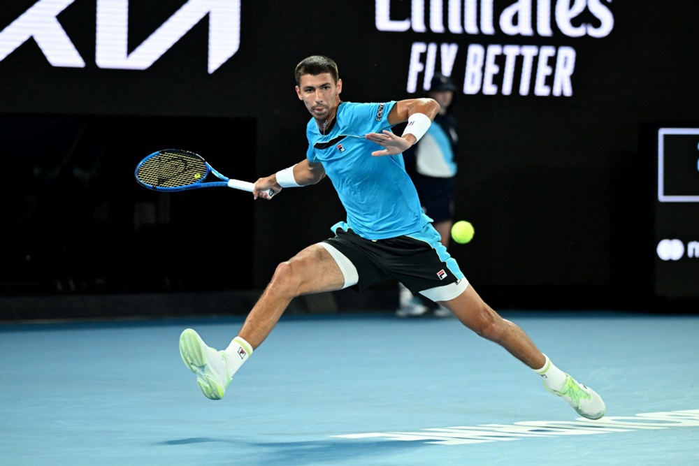 Ono kad pomisle da će da mu daju mat: Đoković ide u treće kolo, jer se protiv Popirina šampionski iščupao iz najtežeg stanja 2