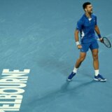 Sve je to od lošeg vina: Kako je Đoković objasnio kafansku raspravu s gledaocem koji je prevršio meru? 6