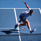 Đoković u prvom od dva meča na kojima u Melburnu ne gubi: U polufinale kao u dnevnu sobu do koje Amerikanac Fric nije mogao da mu prepreči put 7