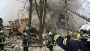 Rusija izvela masovni vazdušni napad na Ukrajinu, kruže snimci udara „Orešnika“ 3