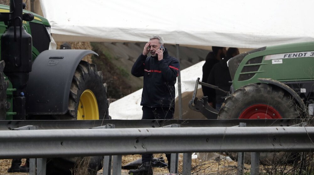 U Francuskoj masovni protesti poljoprivrednika, poginula žena 1