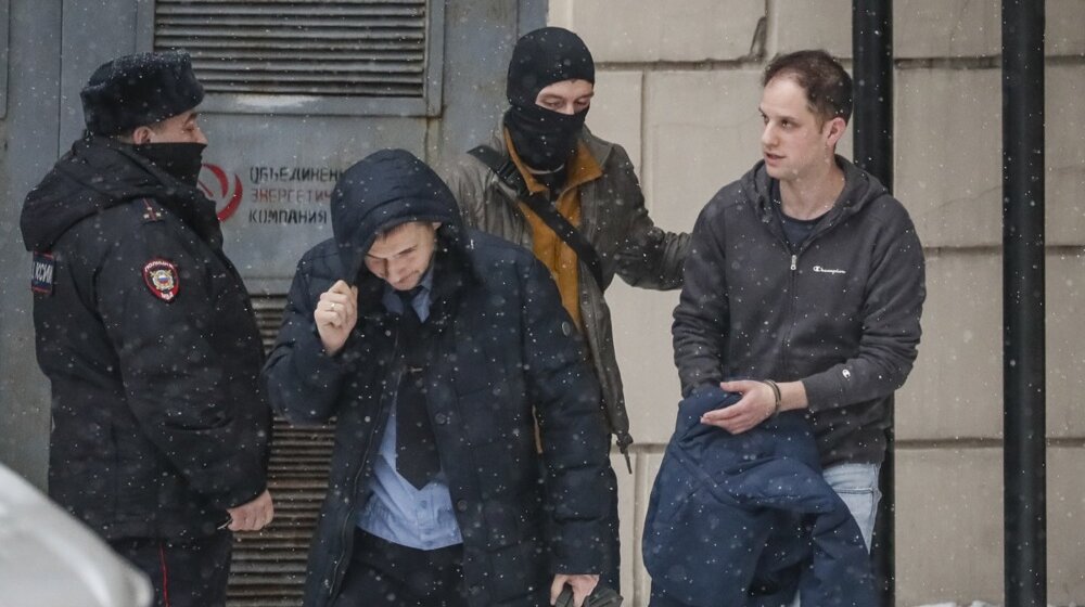 Sud u Moskvi produžio za dva meseca pritvor novinaru Evanu Gerškoviču 1