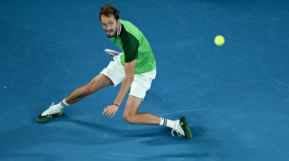 Kad je Đoković ispao, znalo se da Melburn dobija sasvim novog šampiona: Podvig Medvedeva za finale sa Sinerom 1