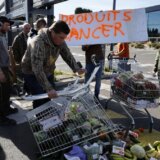 Francuski farmeri nastavljaju blokade, poručuju: "Borimo se za opstanak" 5