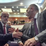 Novi premijer Severne Makedonije za zamenike zadržao iste ministre 7