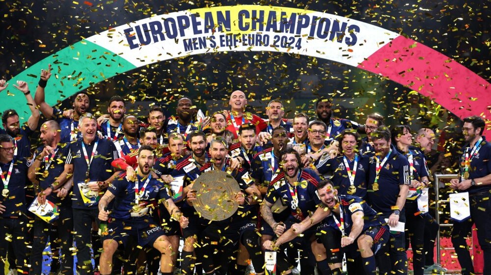 Rukometašima Francuske zlato na Evropskom prvenstvu, Šveđanima bronza, Karbatiću odlazak u legendu 1