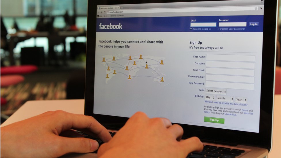 Društvene mreže: Šta se dešava sa našim nalozima kada umremo i kako izgleda virtuelno sećanje 1 Fejsbuk