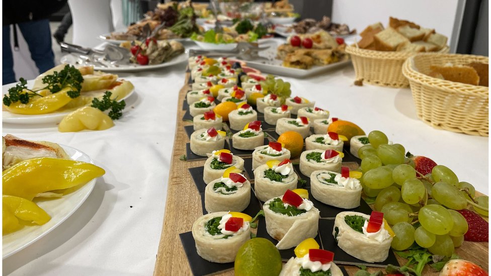 Izbori u Srbiji 2023: Niko nema većinu u Skupštini grada Beograda, potvrdila izborna komisija 6 SNS