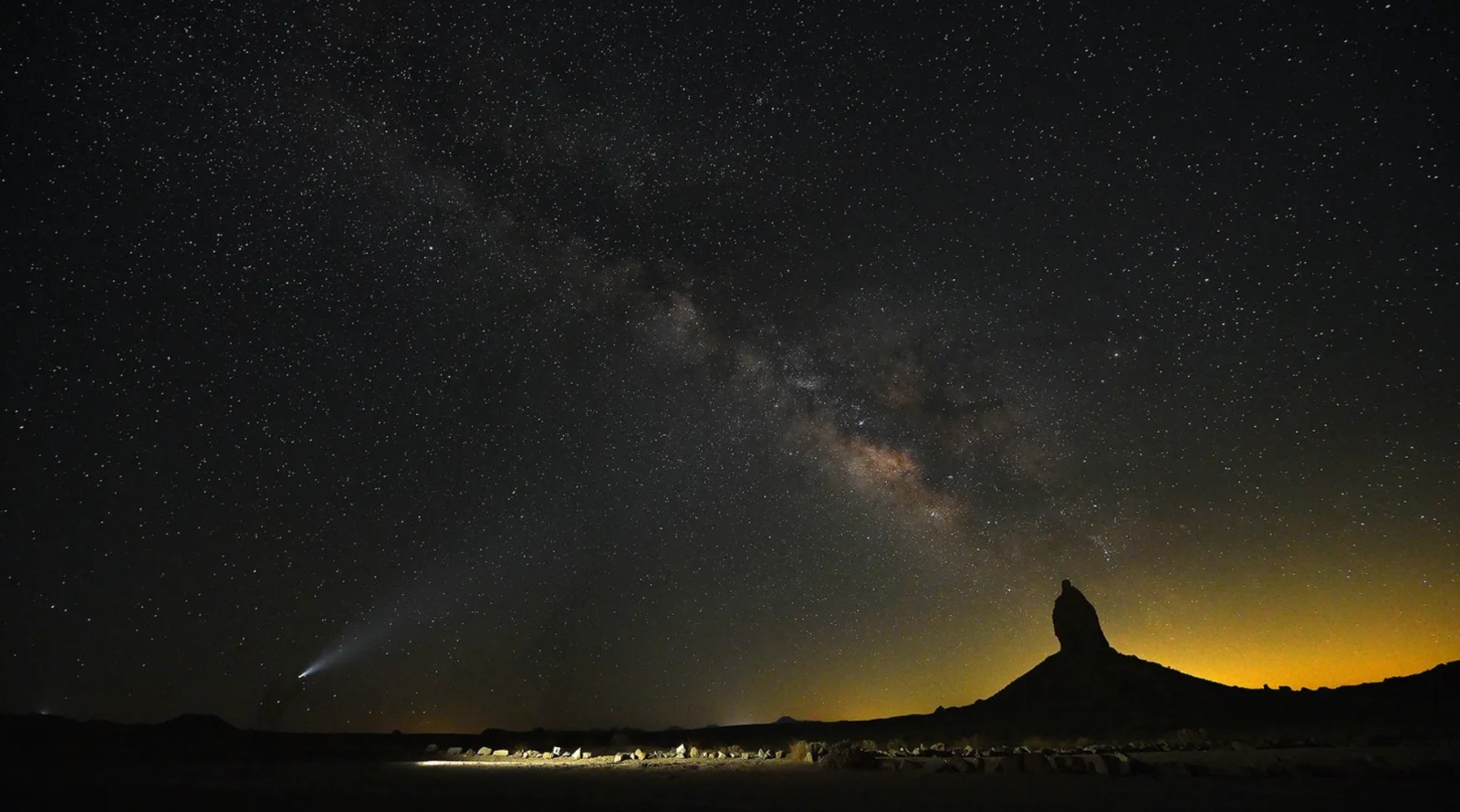 Psihologija: Naučnici savetuju kako da poboljšate život u 2024. godini 3 Standing still and taking in the immensity of the Universe
